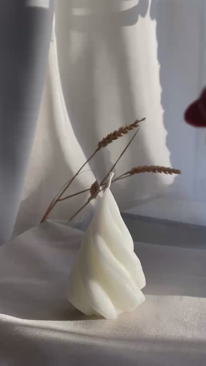 Mellan Swirl - Stearinljus